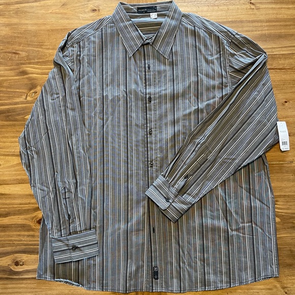 NWT: Rocawear blue stripped long sleeve Sz. 3XB - Picture 2 of 10